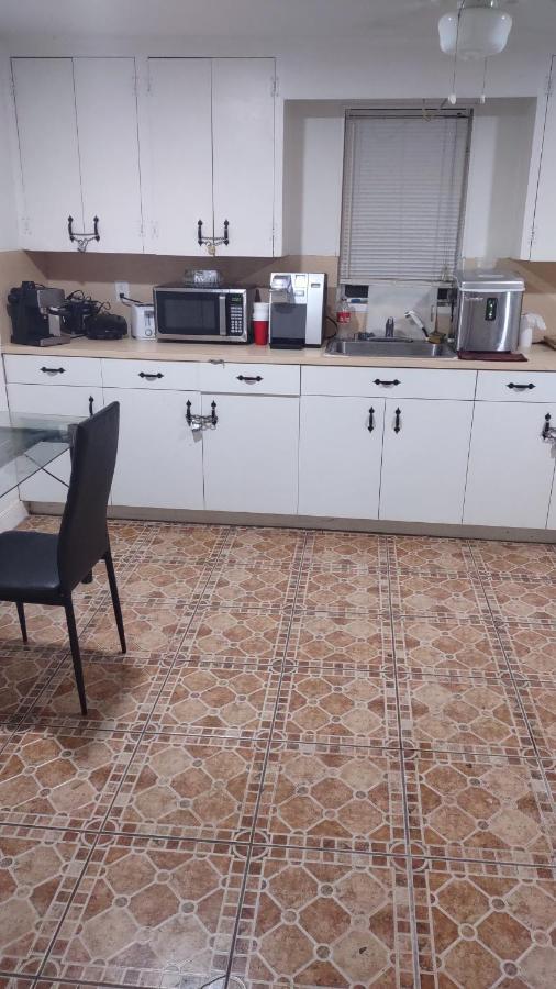 Omar'S Place - Shared Rooms Μαϊάμι Εξωτερικό φωτογραφία
